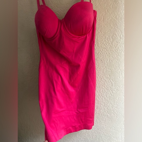 Victoria secret pink power figure Cupped shaping slip size 36D great condition - Picture 2 of 16